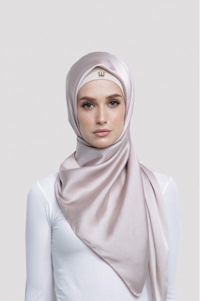 SATIN SILK SQUARE - MOTHER OF PEARL SATIN SILK SQUARE - MOTHER OF PEARL